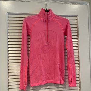 Lulu lemon long sleeve lightweight top
